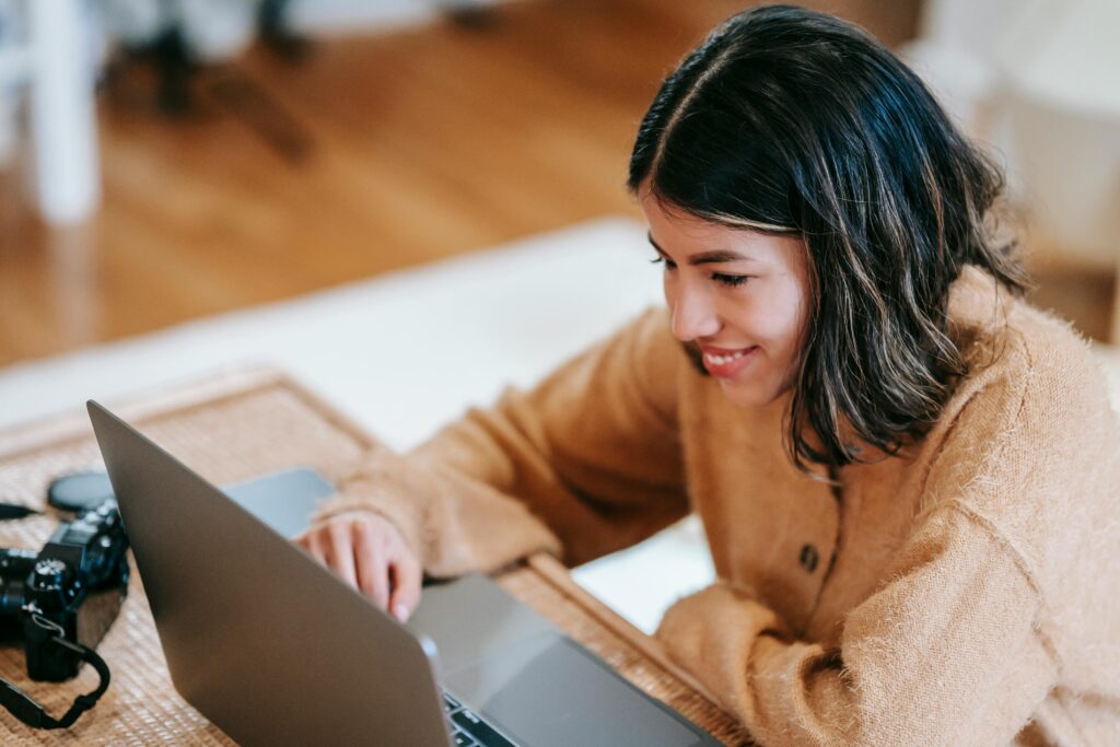 Happy photographer amazed at conversions website is receiving